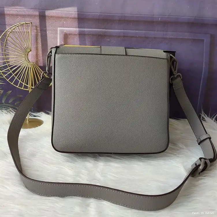 Vintage HOT Cuoio Medium Fendi Grey In Messenger Leather Romano Baguette 0326